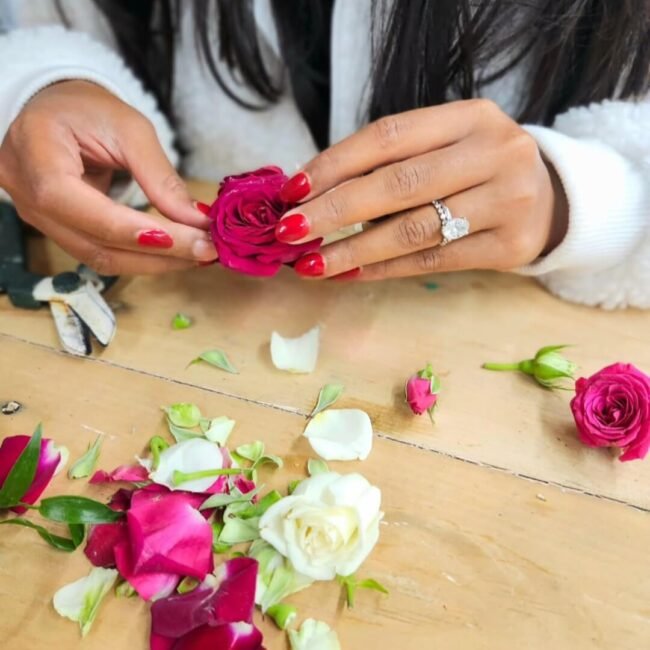 CLASS 2 PROJECT 2 - CORSAGE AND BOUTONNIERE