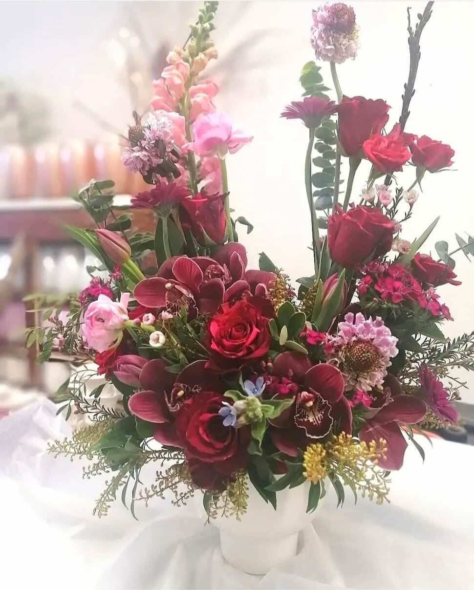 Garden style design with open blooms