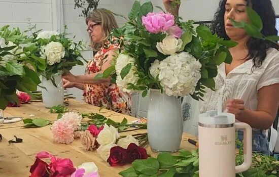 Vessel gridding and flower care detail